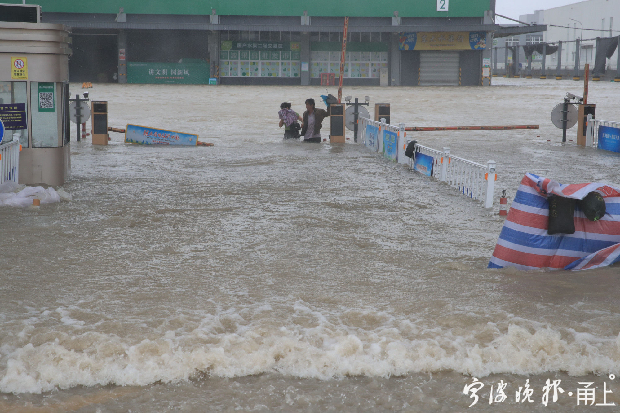 全面解答:浙江宁波外滩江水倒灌现象研究